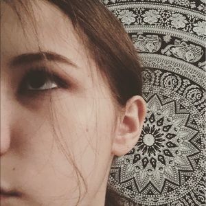 Meet your Posher, Michala